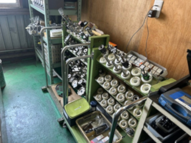 アルミダイカスト製品の加工治具